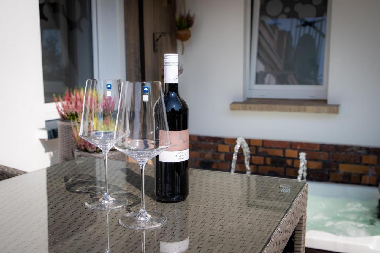 Unterschlupf Radeberg Mit Garten & Whirlpool المظهر الخارجي الصورة